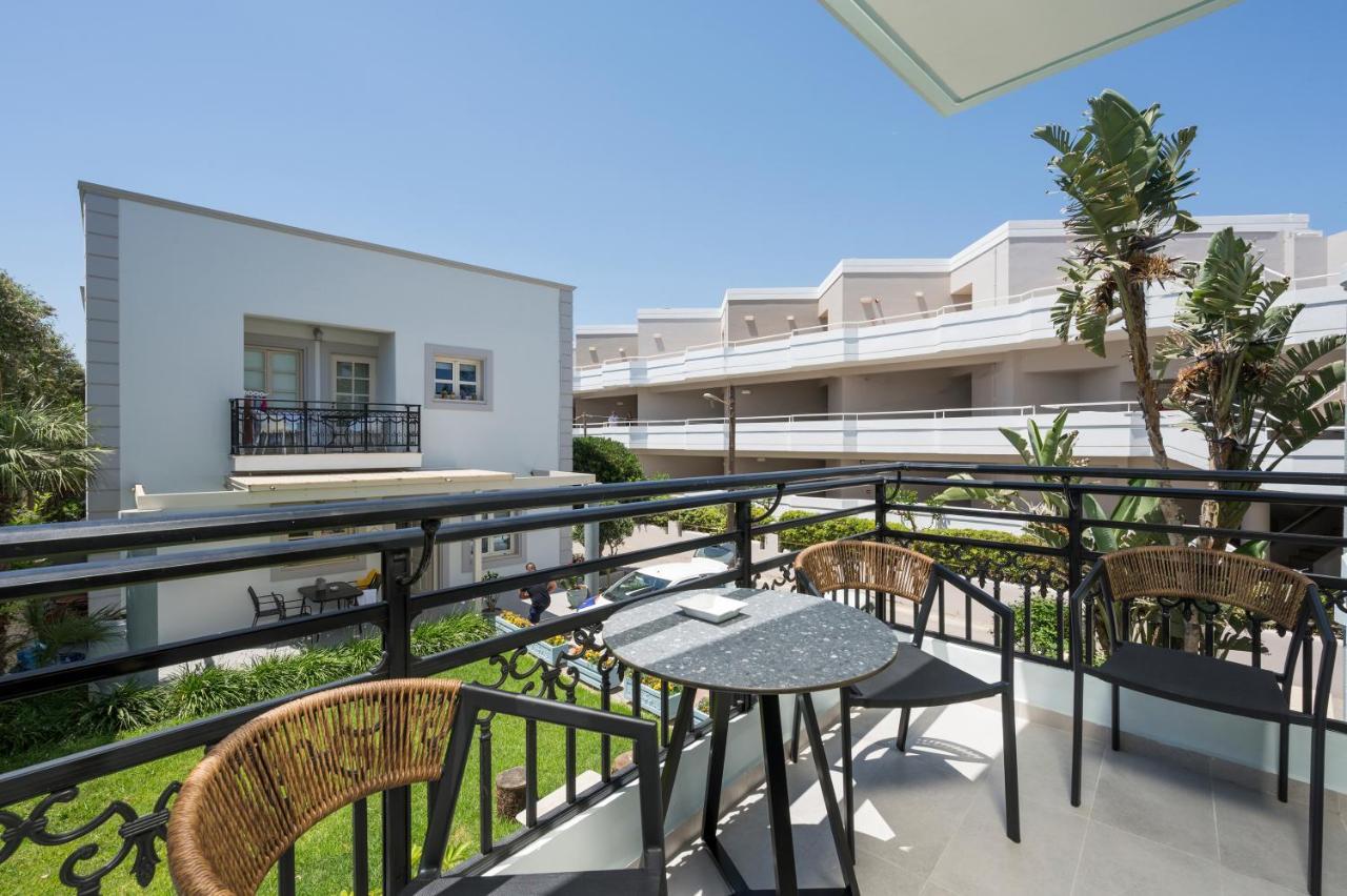 Alkionides Seaside Aparthotel 2*